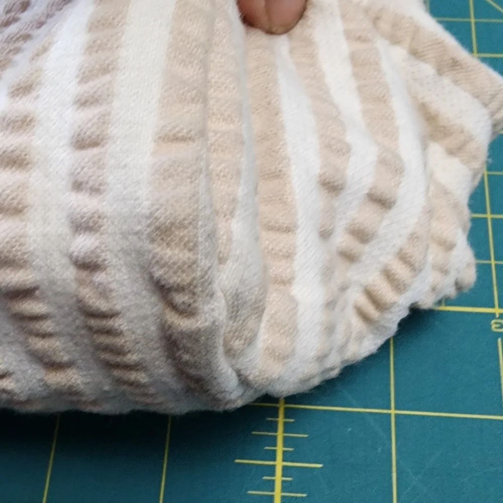 Dooney & Bourke Y2K Seersucker Satchel/Tote - Picture 12 of 16